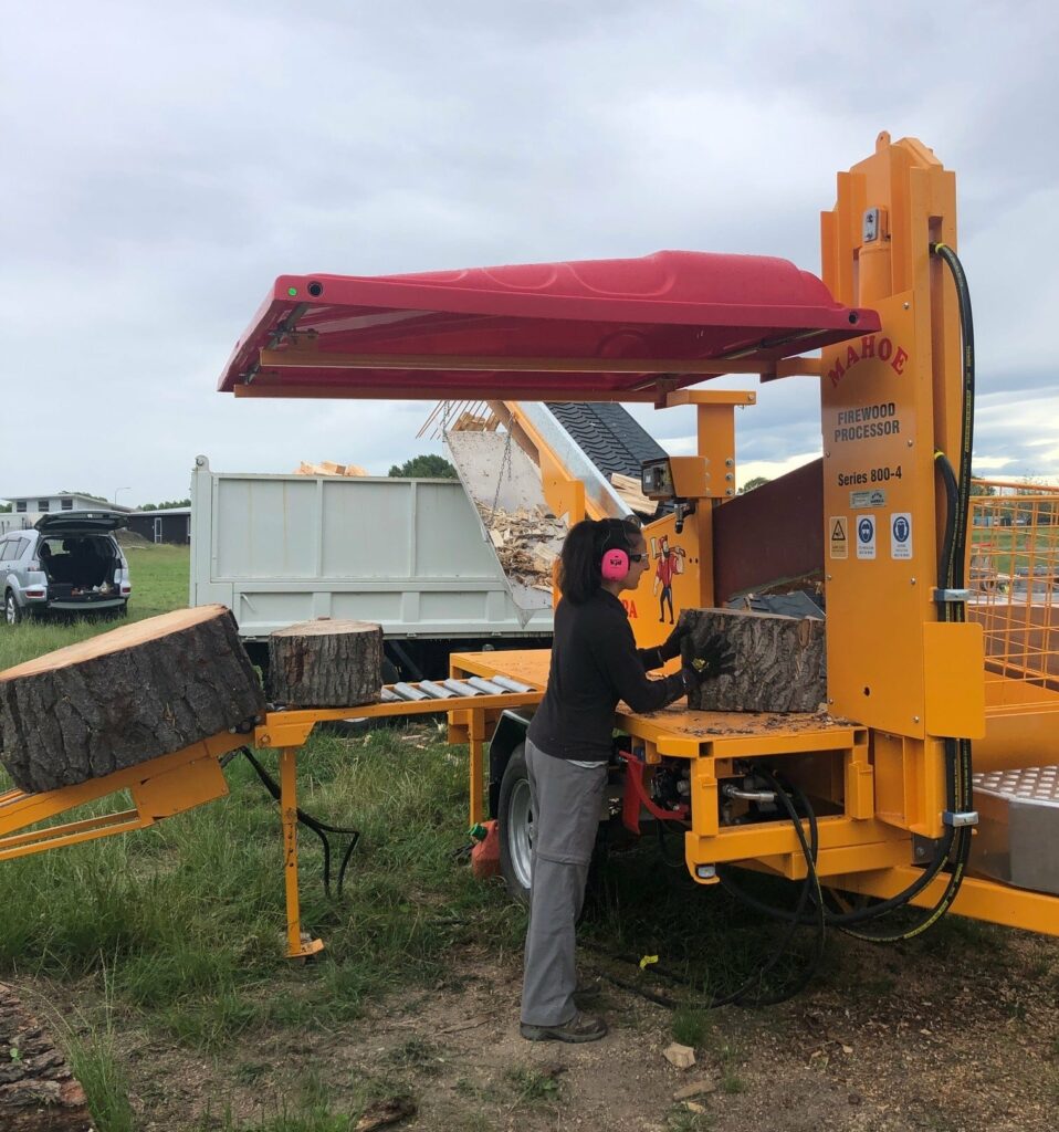 wood splitting service